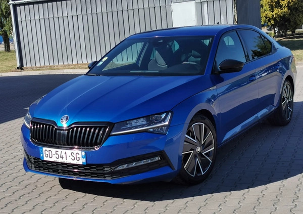 Skoda Superb cena 119310 przebieg: 144000, rok produkcji 2021 z Poznań małe 781